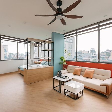 E Village Hotel ハノイ市 エクステリア 写真