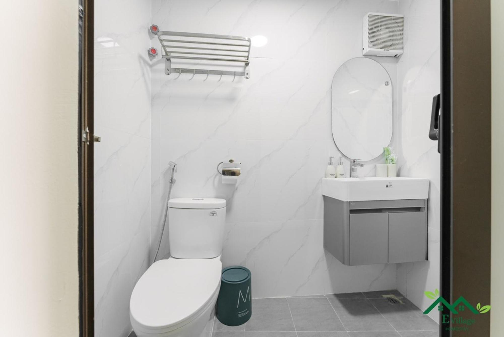 E Village Hotel ハノイ市 エクステリア 写真
