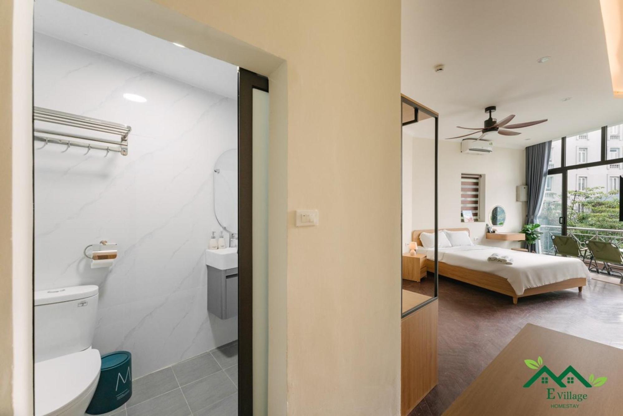 E Village Hotel ハノイ市 エクステリア 写真