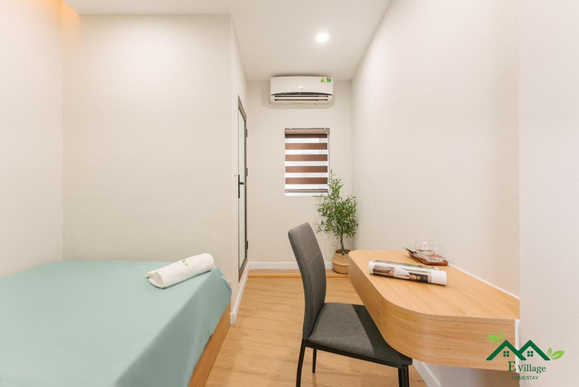 E Village Hotel ハノイ市 エクステリア 写真