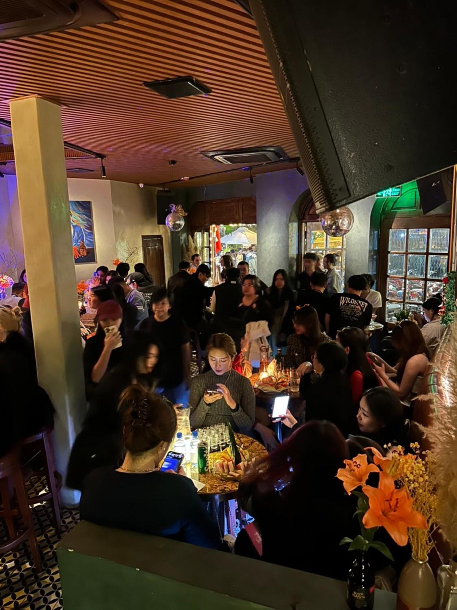 E Village Hotel ハノイ市 エクステリア 写真