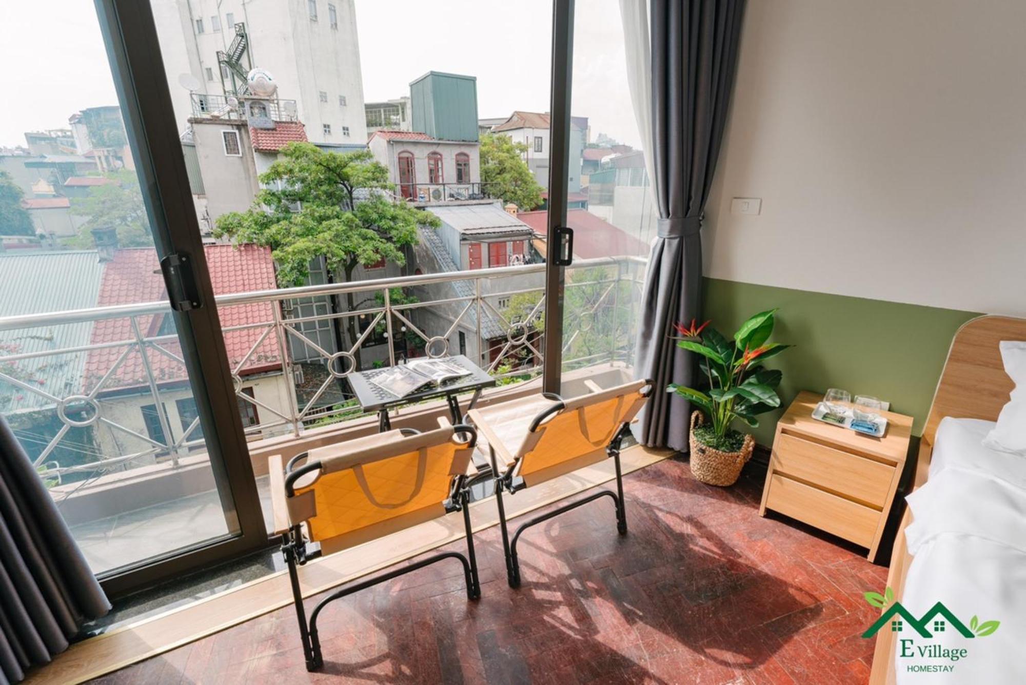E Village Hotel ハノイ市 エクステリア 写真